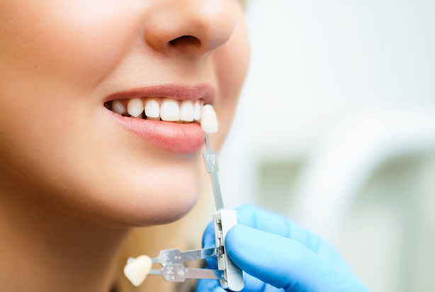 歯科医師の専門的な口腔内の管理で予防を高める